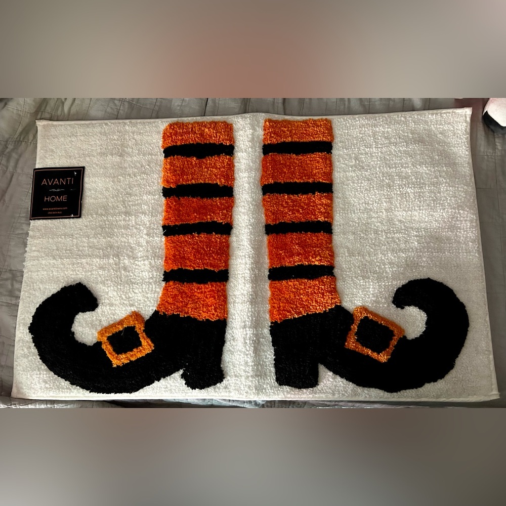 Witch rug, Avanti home Halloween bath mat witch legs rug NWT